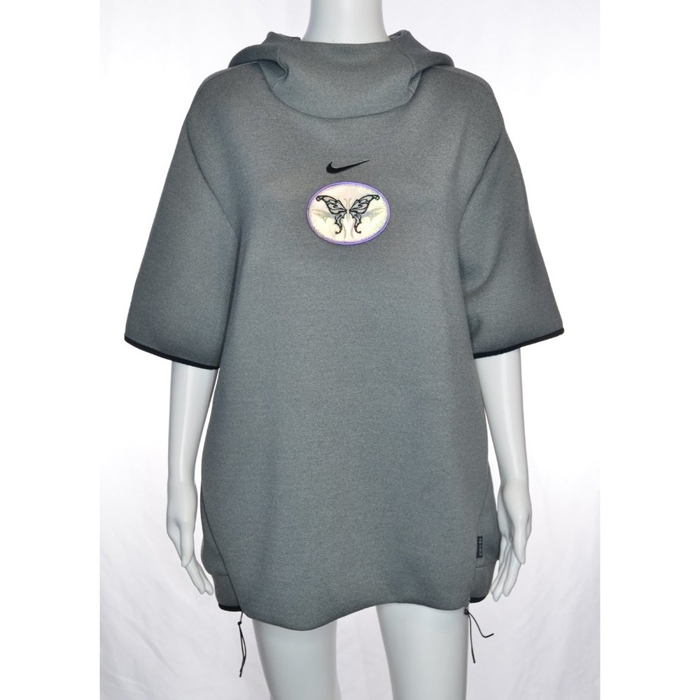 Nike On-Field Short Sleeve Funnel Neck Hoodie Gray Embroidered Butterfly Size L